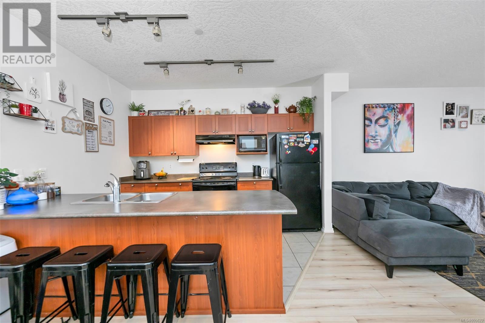 Photo 15 of 108 2823 Jacklin Rd, Langford BC