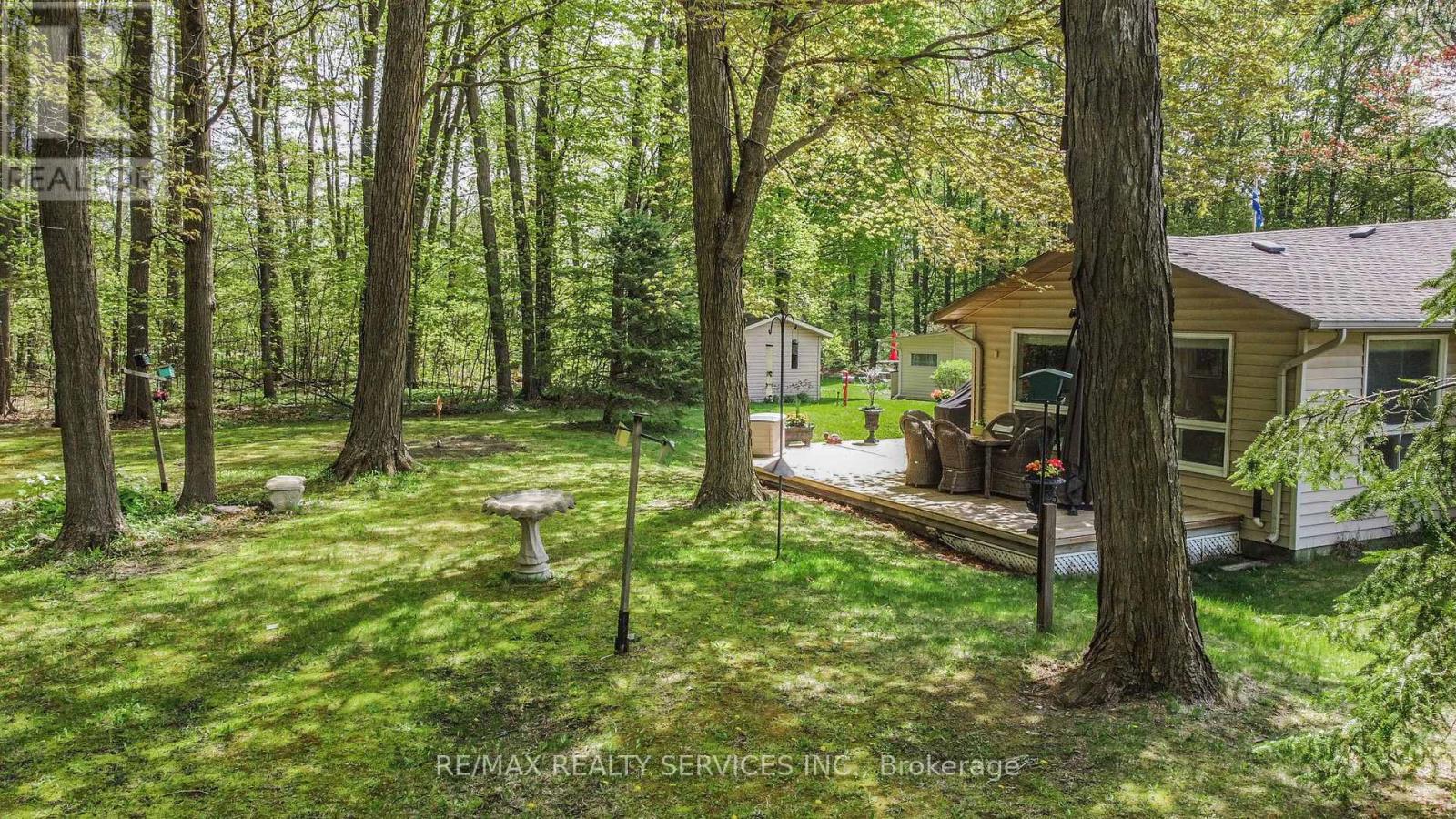 Photo 6 of 12 Pinetree Court, New Tecumseth ON