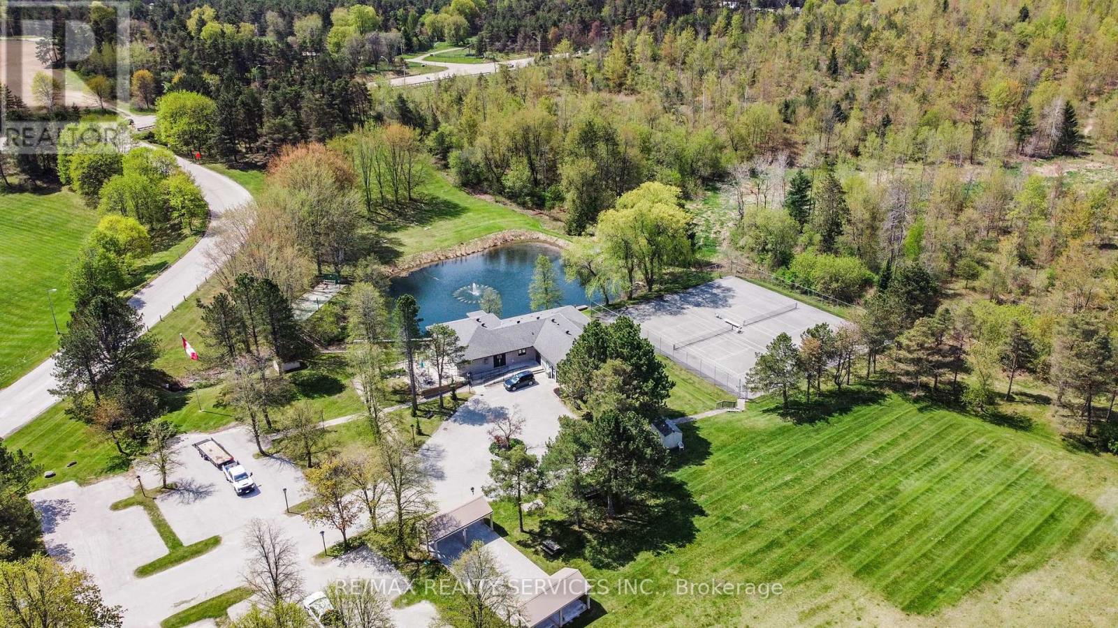 Photo 30 of 12 Pinetree Court, New Tecumseth ON