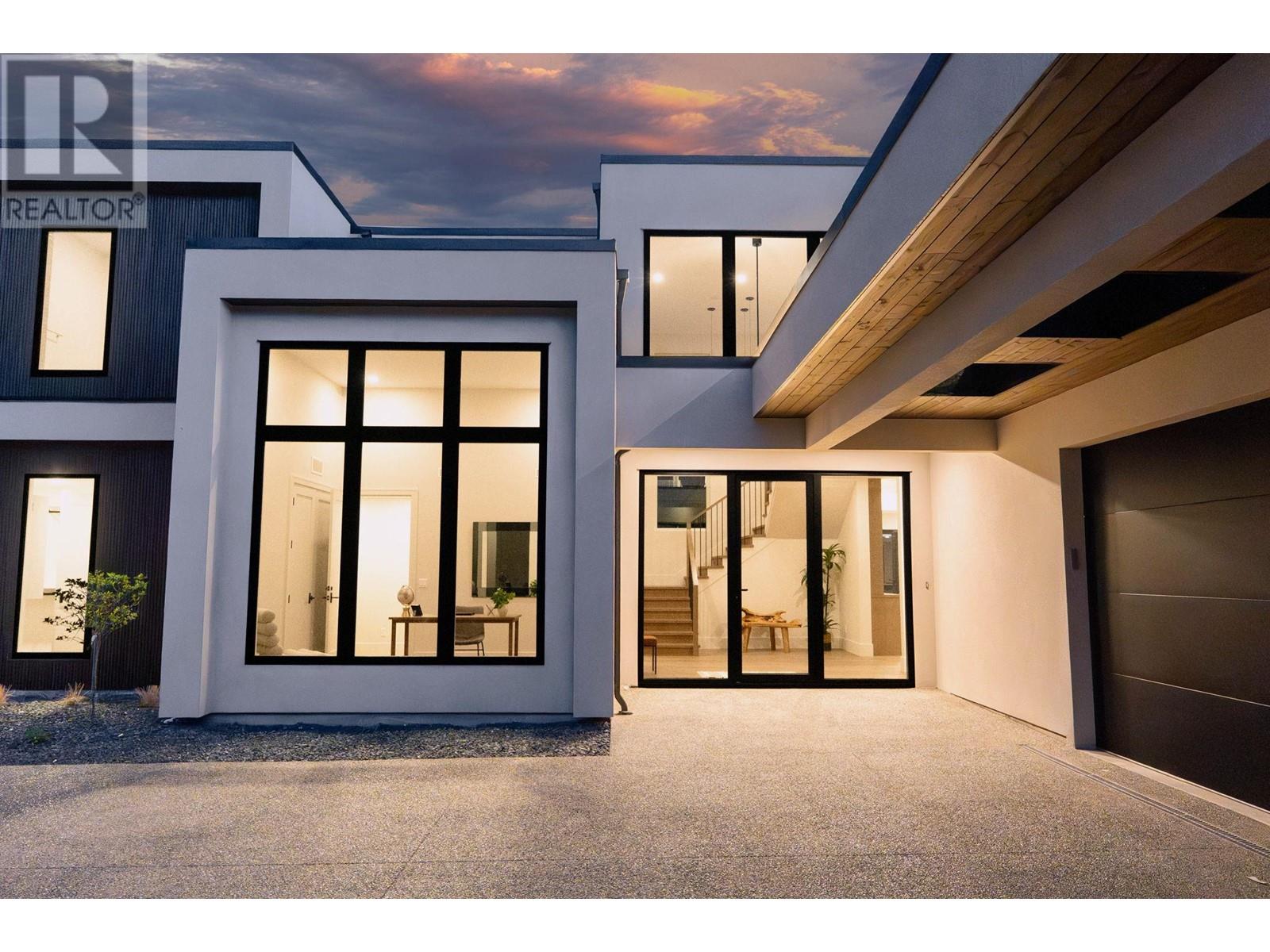  1388 Vineyard Drive, West Kelowna