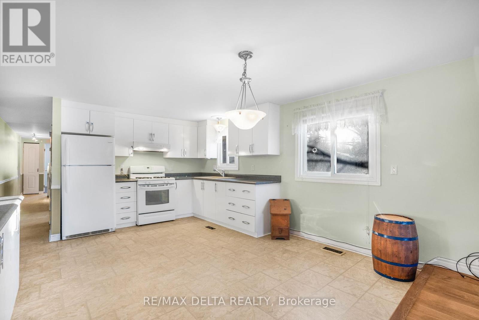 Photo 16 of 417 8250 County Road 17 Road, Clarencerockland ON