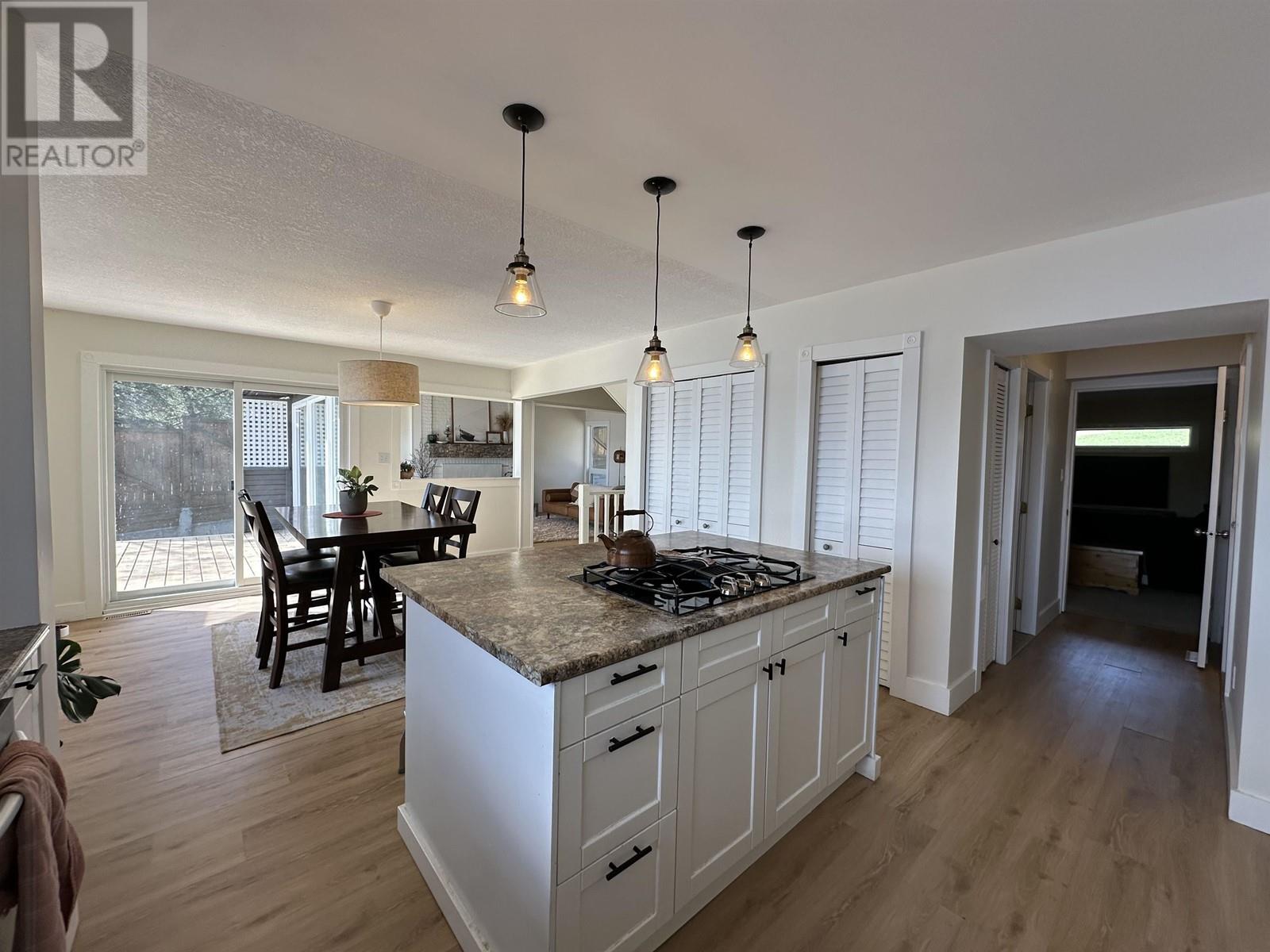 Photo 7 of 13266 Lakeshore Drive, Charlie Lake BC