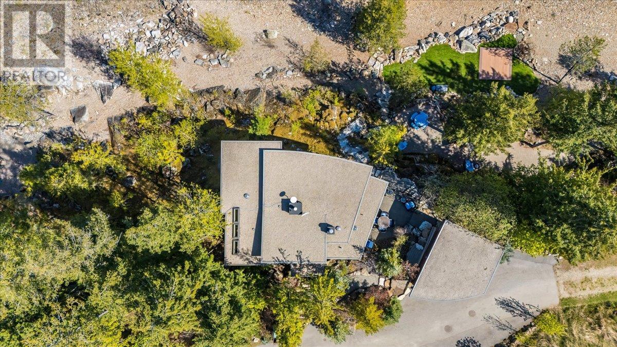 285 KOOTENAY LAKE Road, Procter