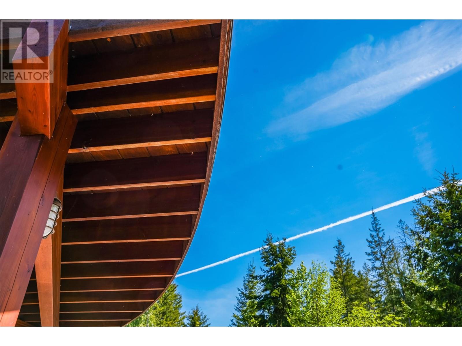 285 KOOTENAY LAKE Road, Procter