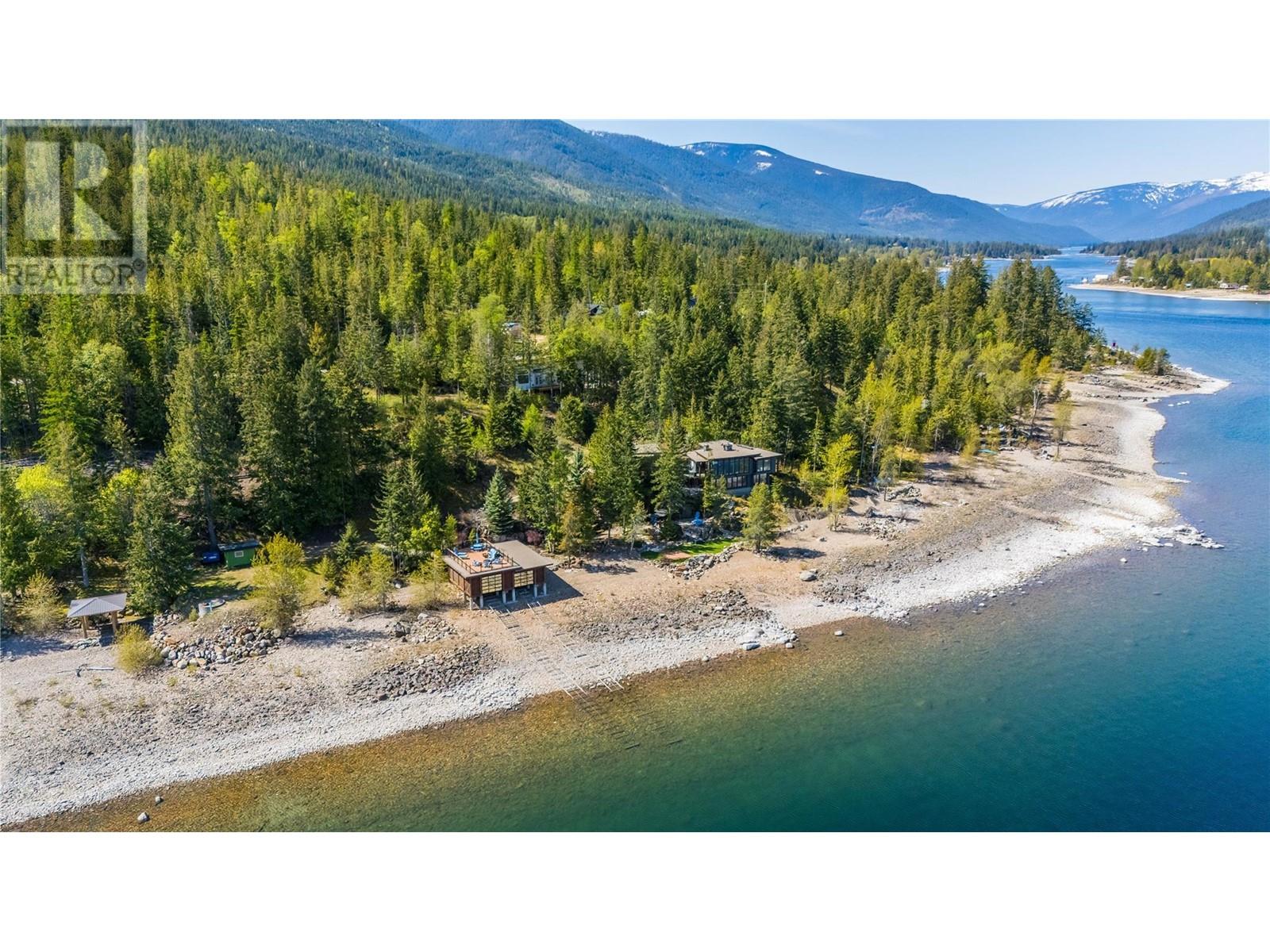 285 KOOTENAY LAKE Road, Procter