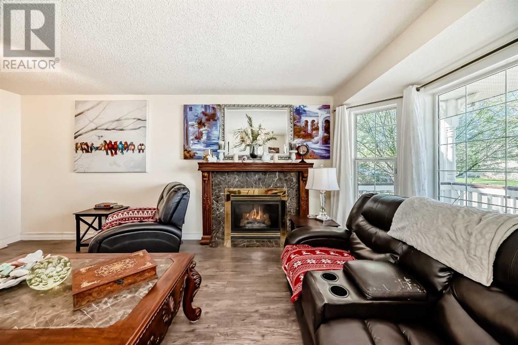 Single Family House for Sale in  Covehaven View NE Coventry Hills Calgary 