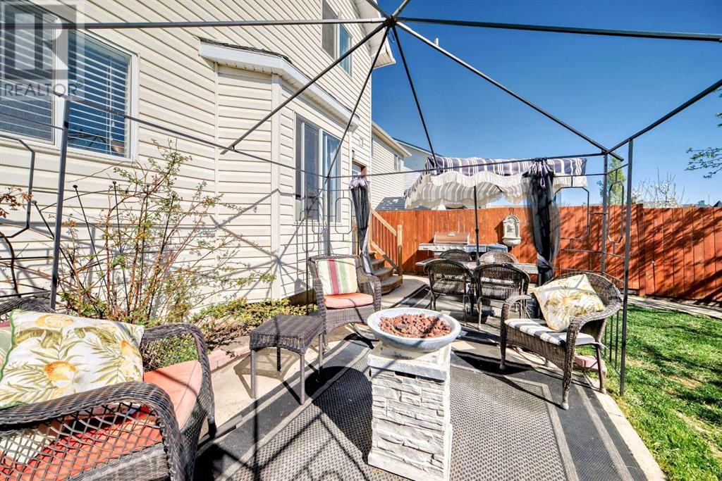 Single Family House for Sale in  Covehaven View NE Coventry Hills Calgary 