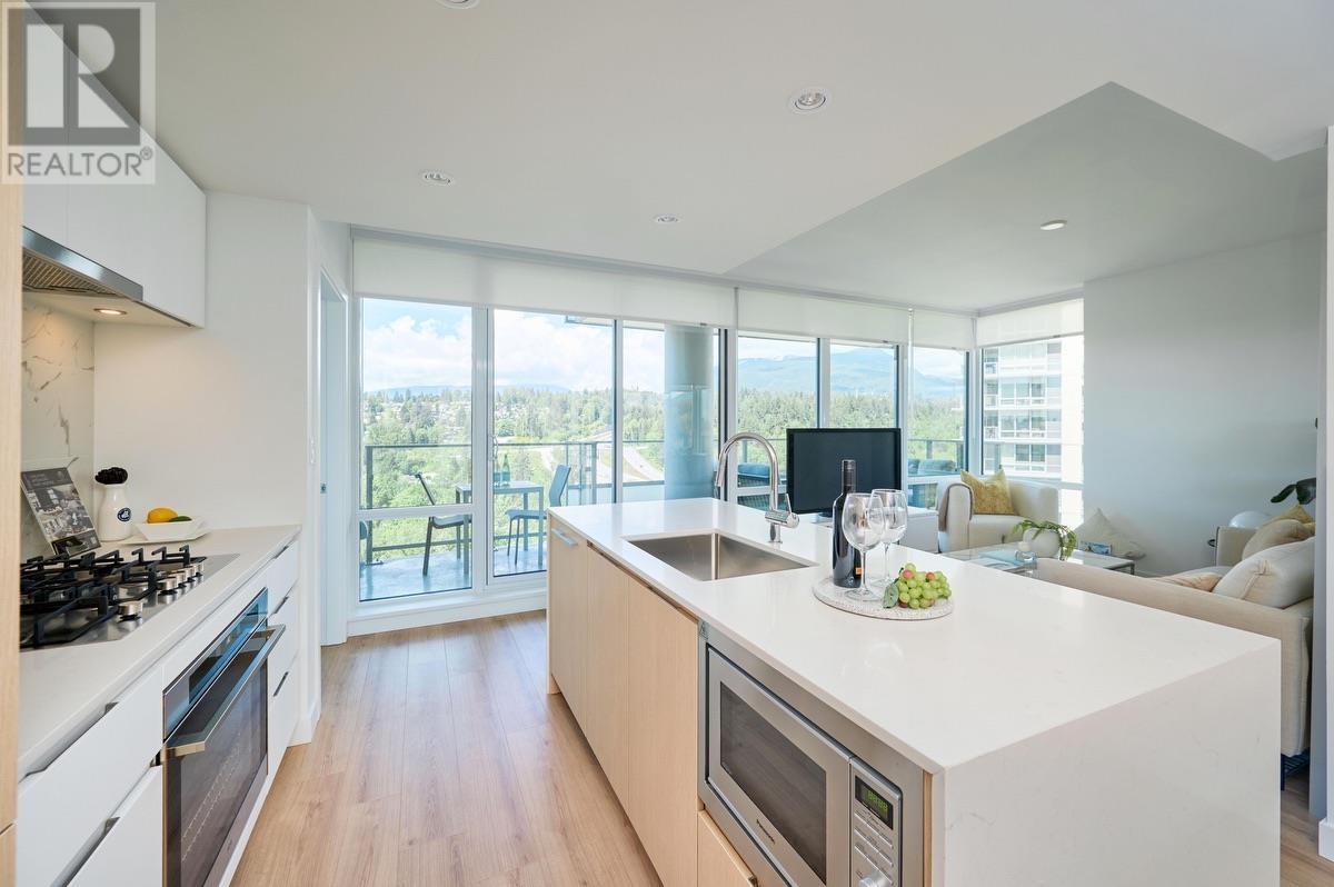 Photo 5 of 1701 1500 Fern Street, North Vancouver BC