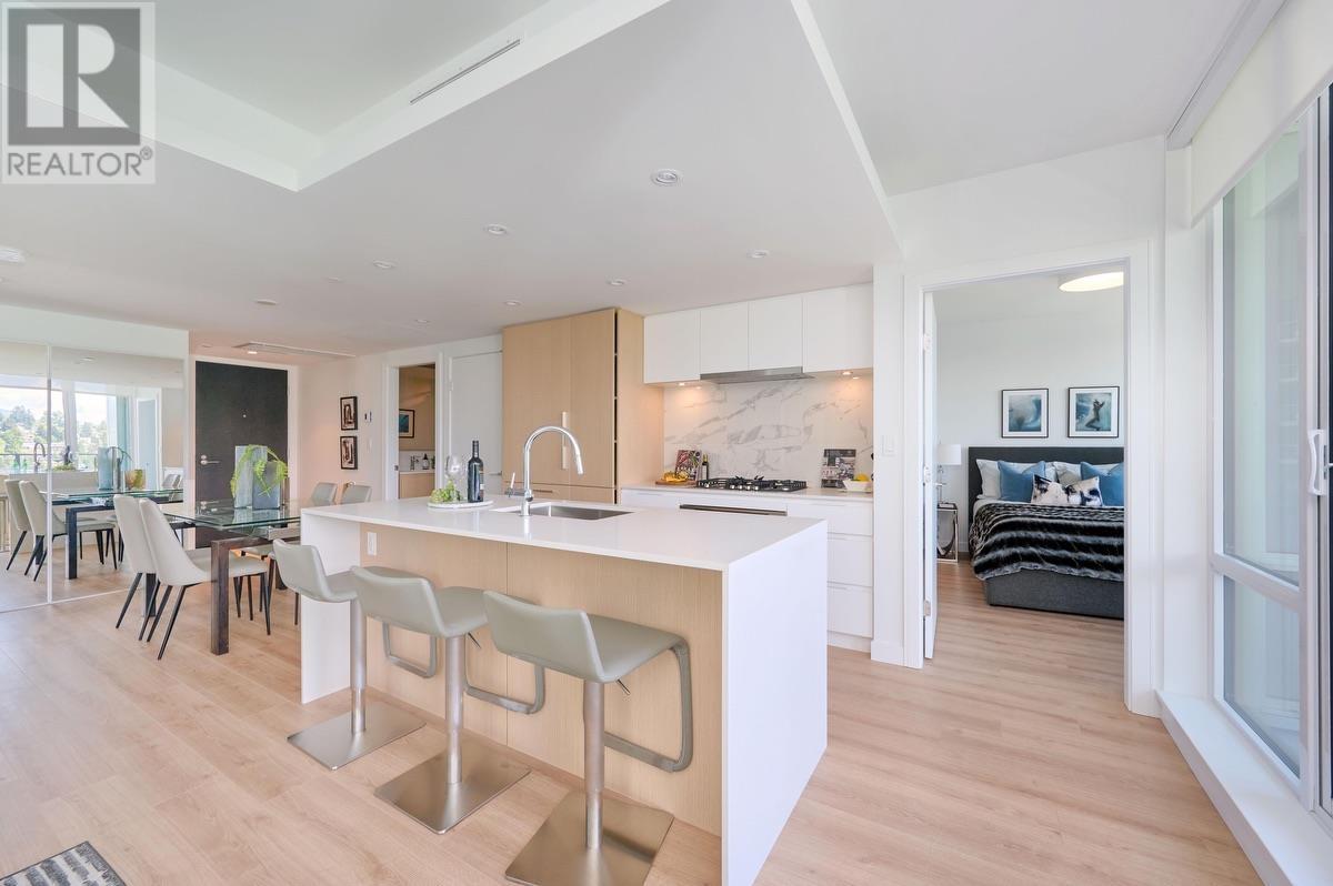 Photo 6 of 1701 1500 Fern Street, North Vancouver BC
