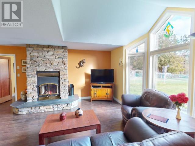 4827 BALSAM STREET, Texada Island