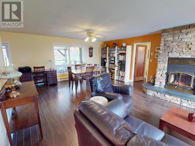 4827 BALSAM STREET, Texada Island