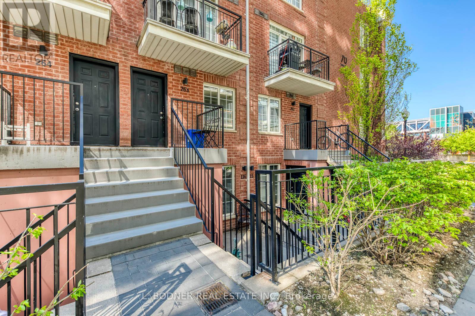 Photo 18 of 116 70 Douro Street, Toronto ON