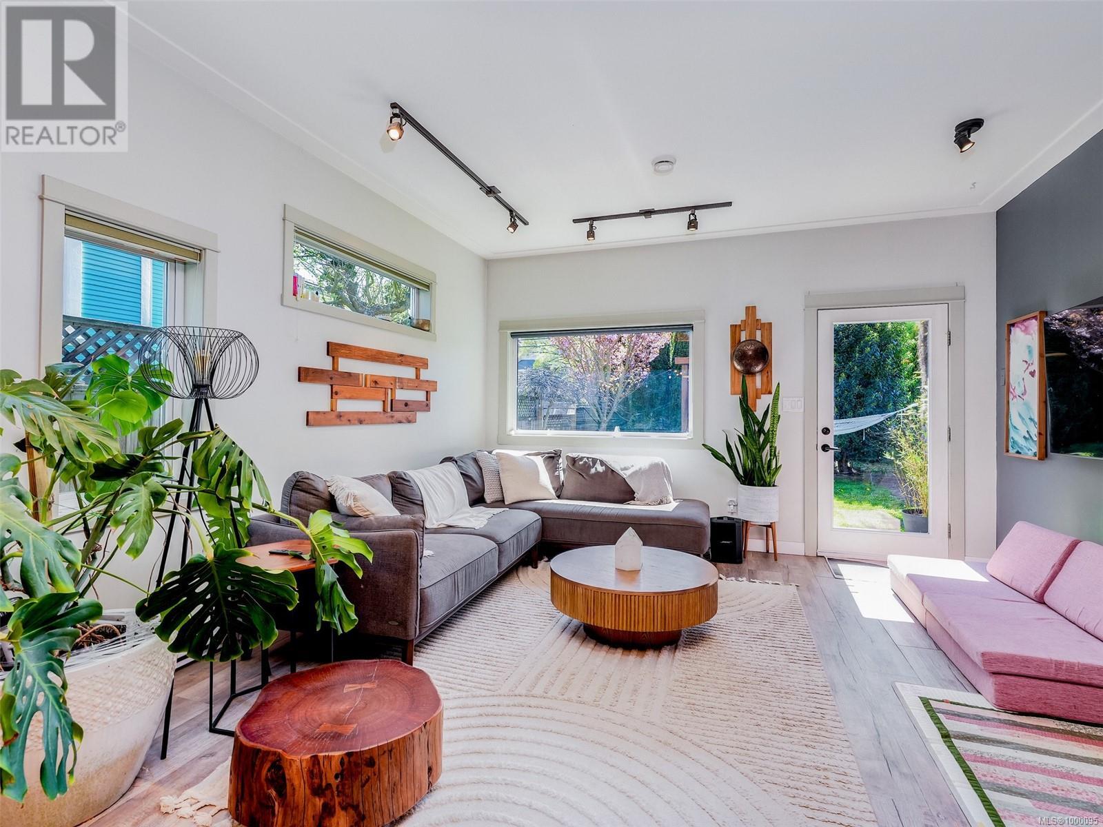  282 Burnside Road East, Victoria