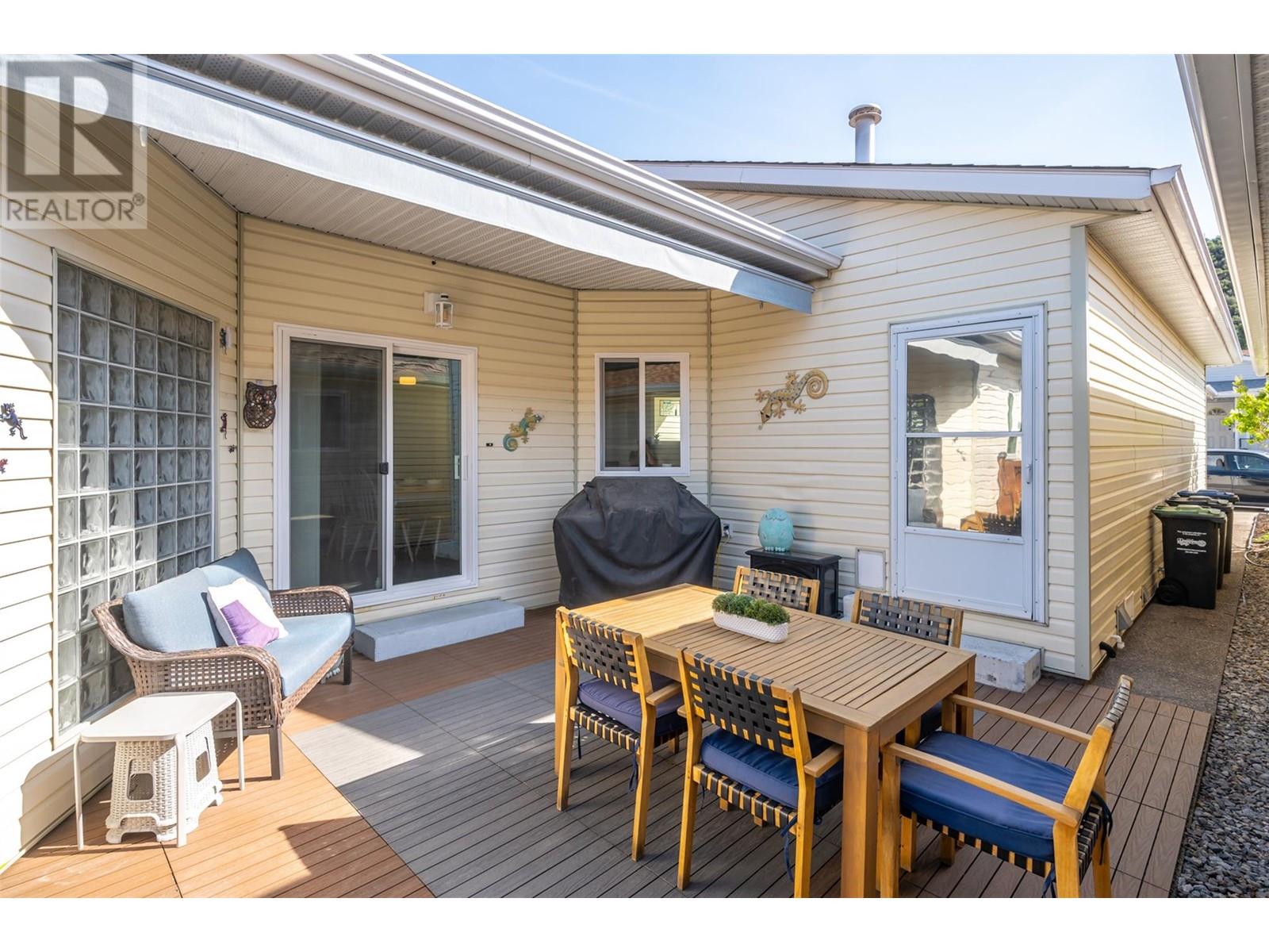24 3096 South Main Street, Penticton