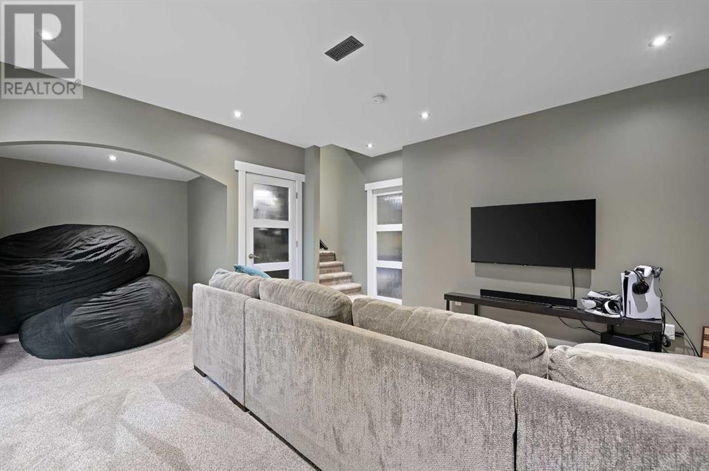 607 River Heights Crescent, Cochrane, Alberta
