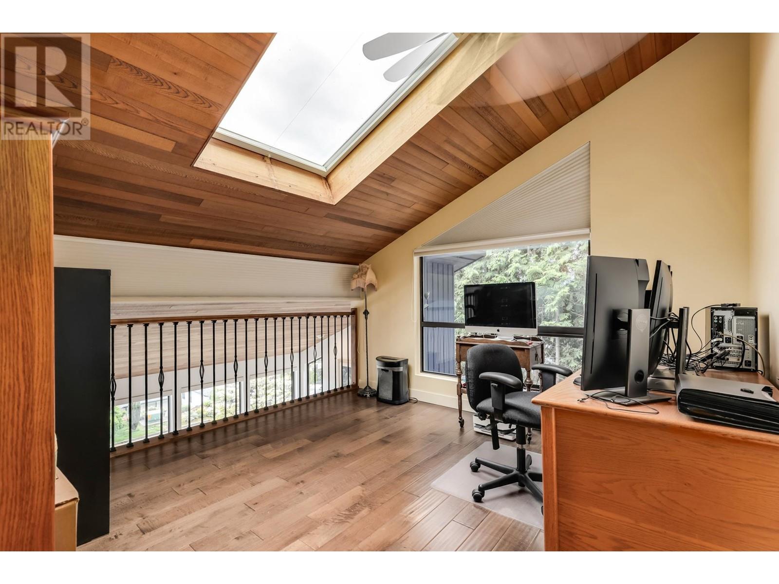 31 AXFORD BAY, Port Moody real estate listing R3000349