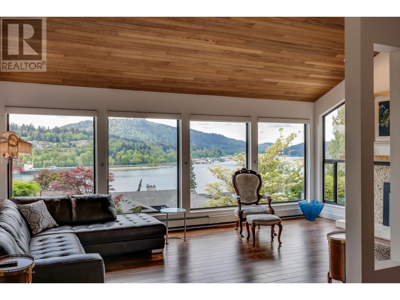 31 AXFORD BAY, Port Moody real estate listing R3000349