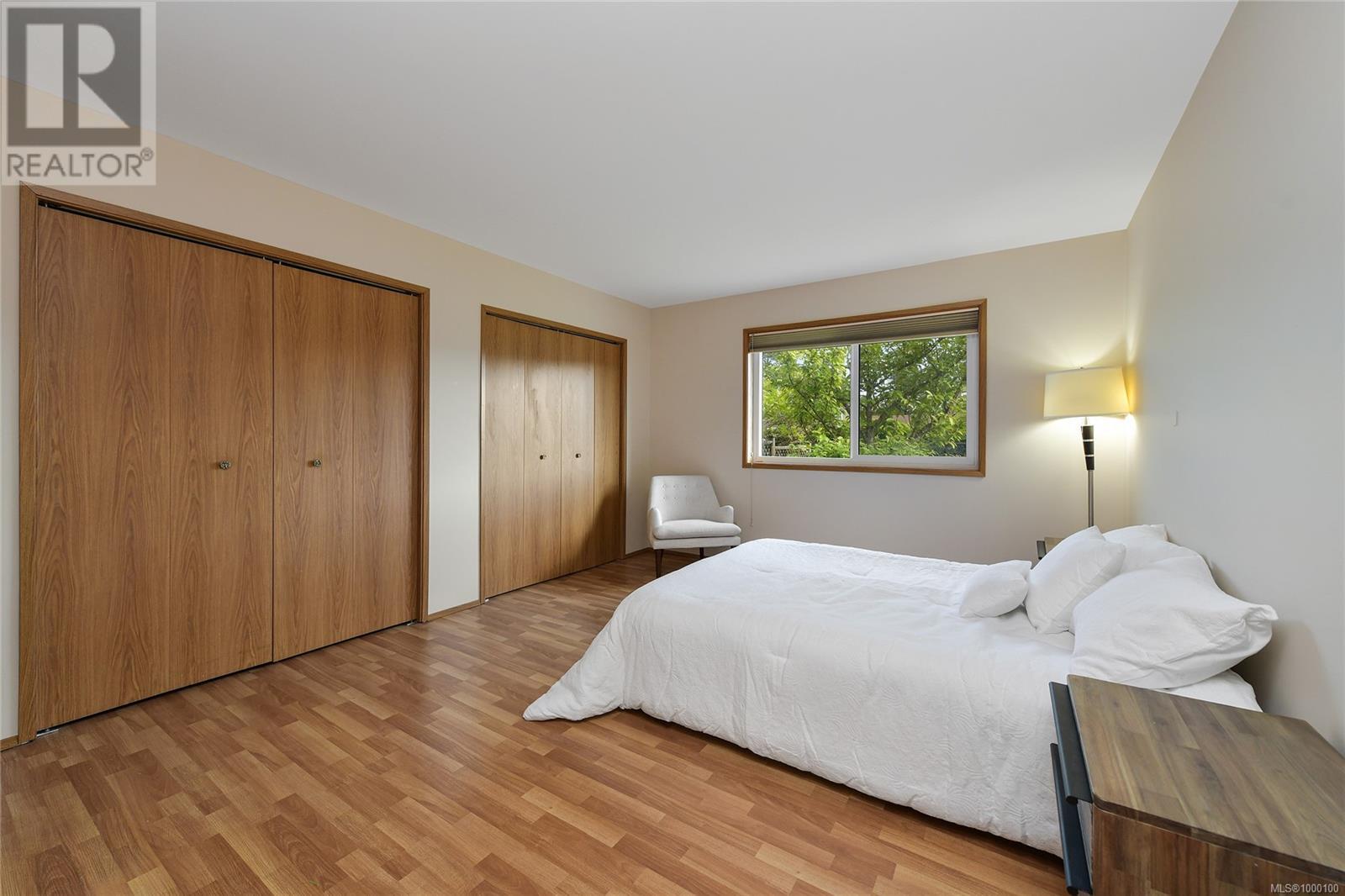 2 1144 Verdier Ave, Central Saanich