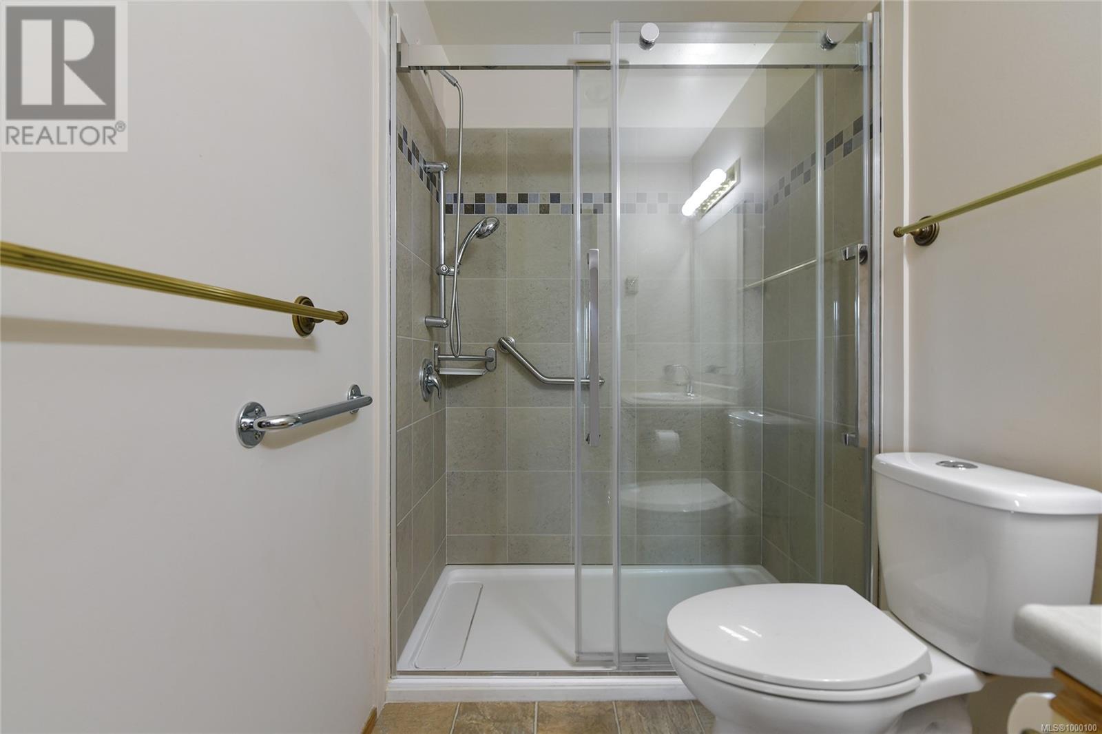 2 1144 Verdier Ave, Central Saanich