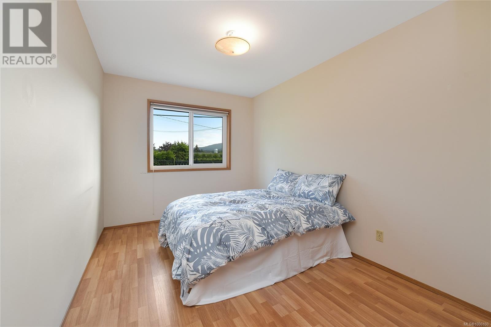 2 1144 Verdier Ave, Central Saanich