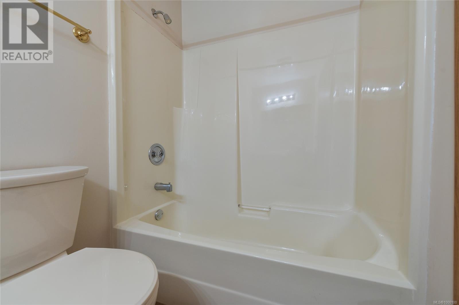 2 1144 Verdier Ave, Central Saanich