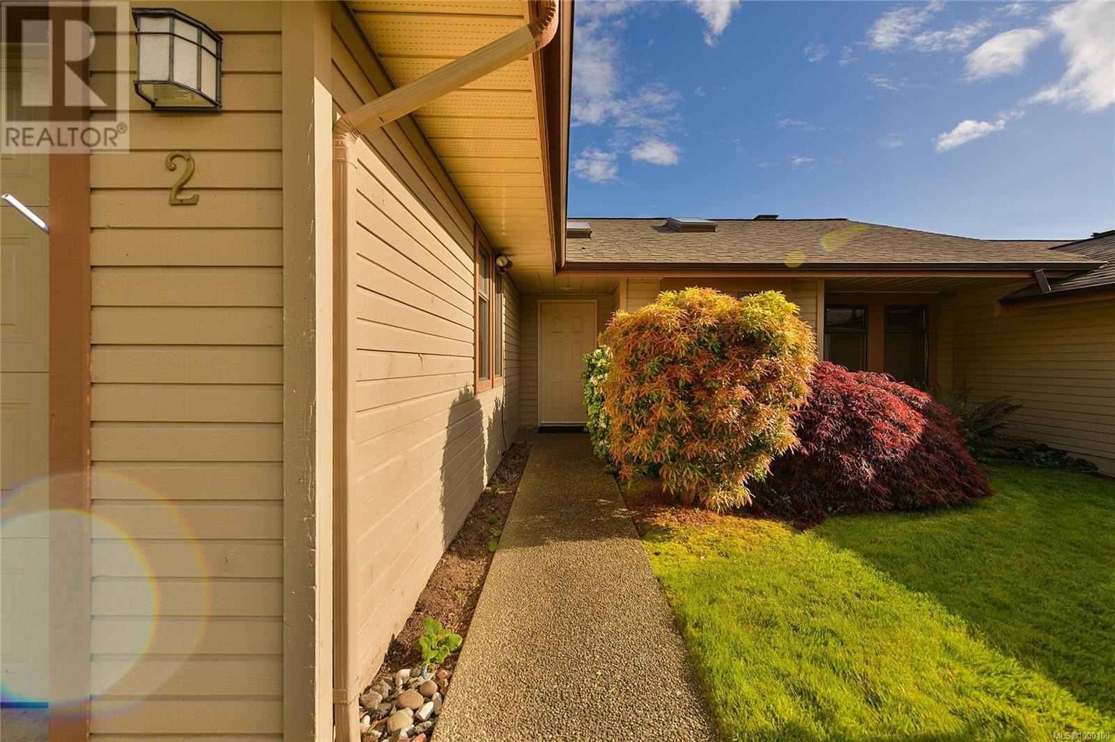 2 1144 Verdier Ave, Central Saanich