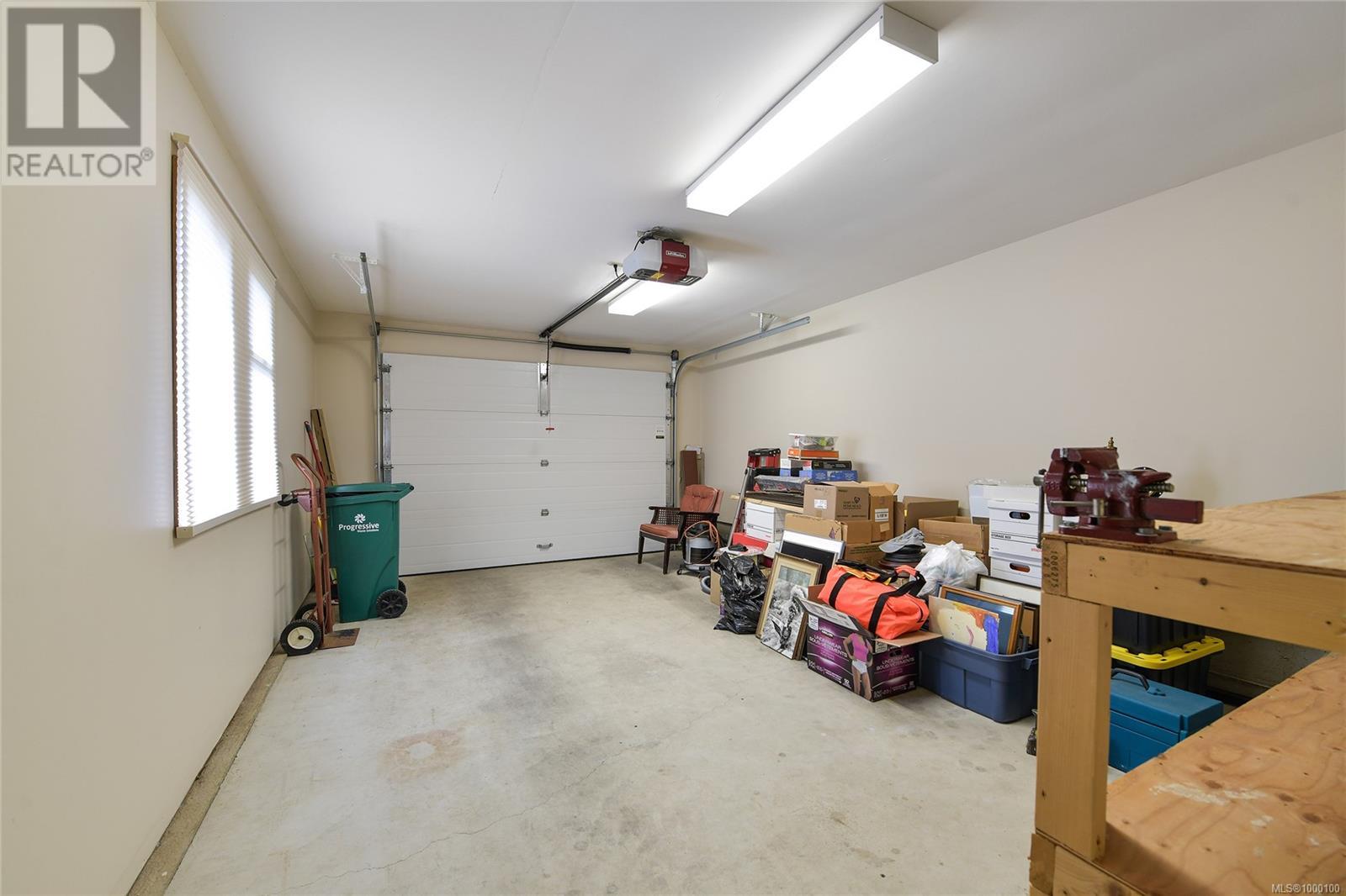 2 1144 Verdier Ave, Central Saanich