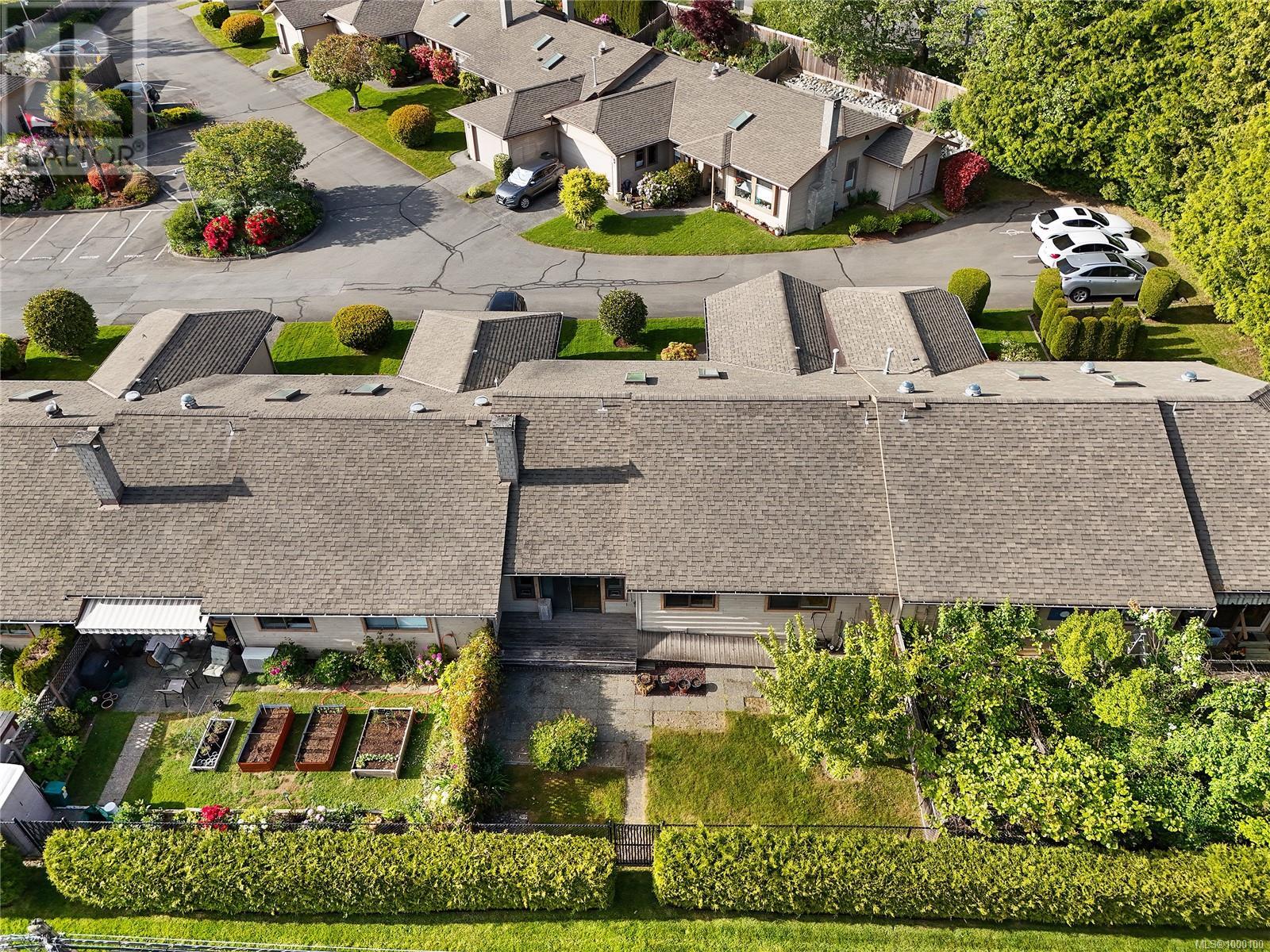2 1144 Verdier Ave, Central Saanich