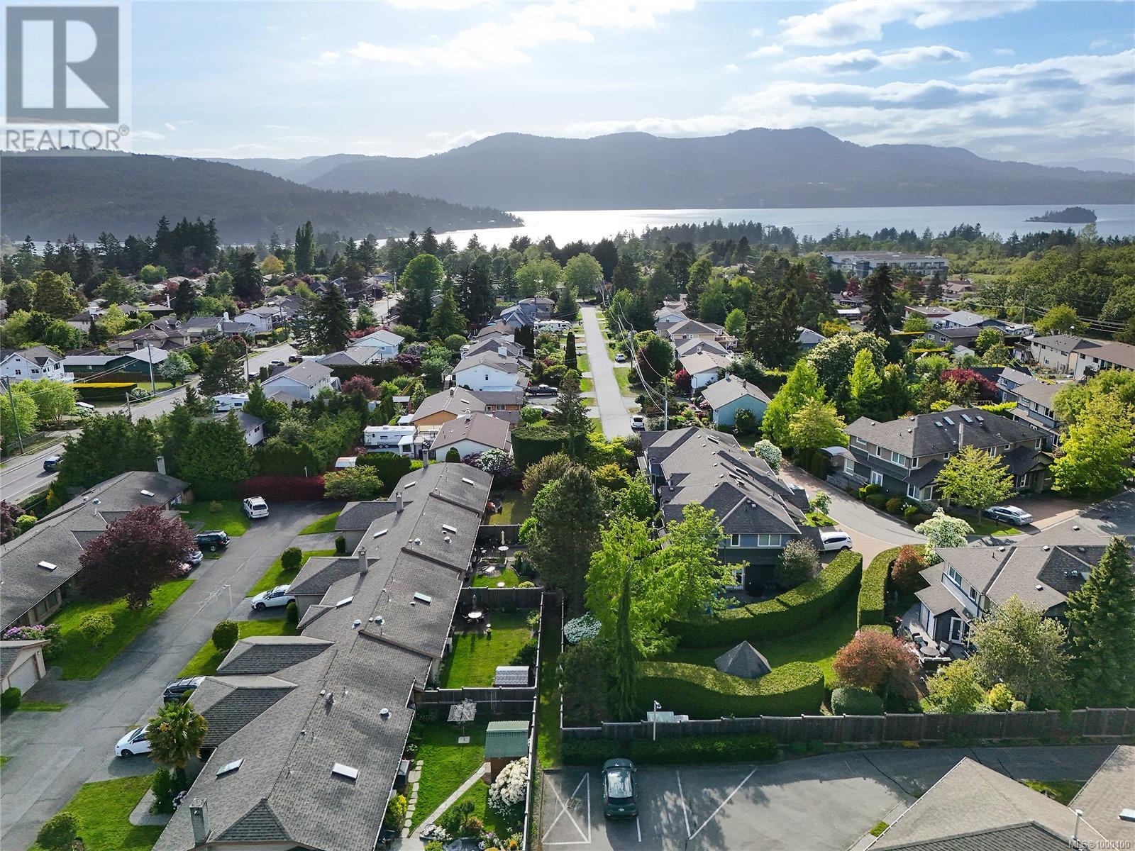 2 1144 Verdier Ave, Central Saanich