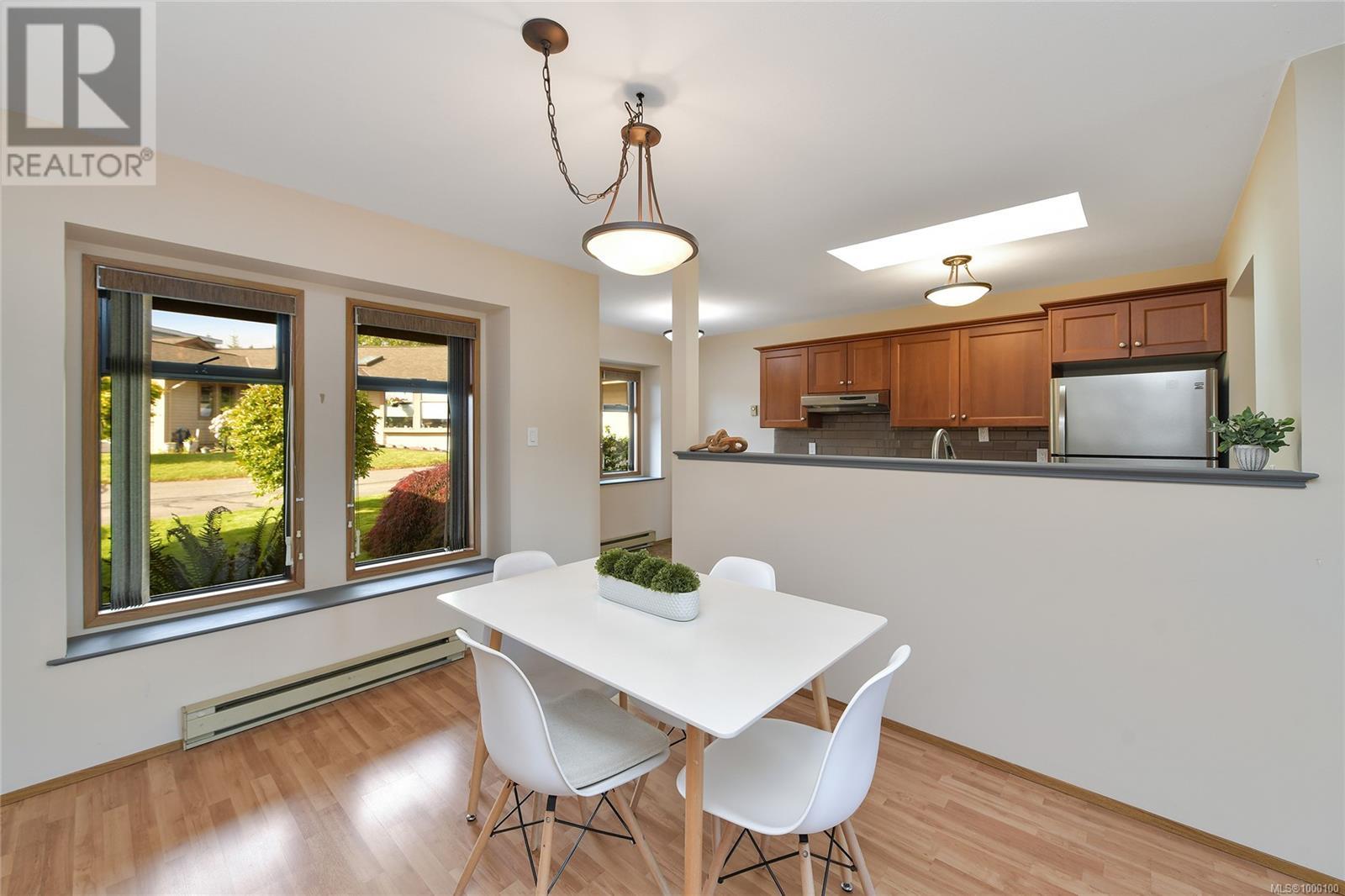 2 1144 Verdier Ave, Central Saanich