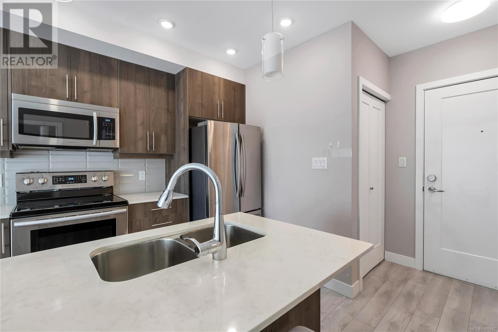 #302 1016 INVERNESS RD - Image 13