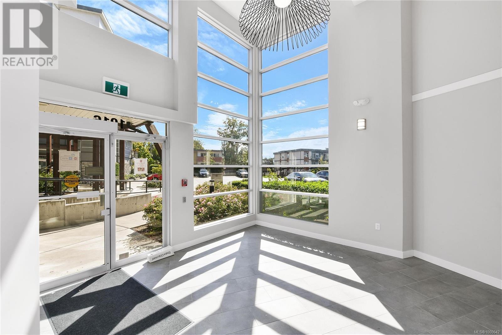 #302 1016 INVERNESS RD - Image 4