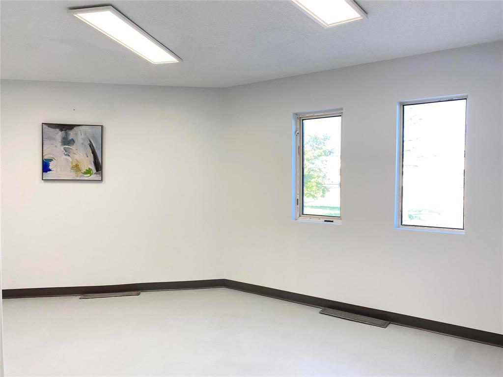 Photo 13 of 500 Dovercourt Drive, Winnipeg MB
