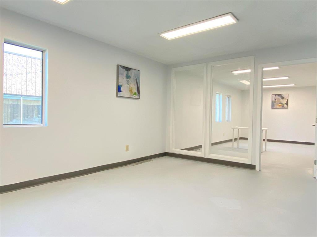 Photo 11 of 500 Dovercourt Drive, Winnipeg MB