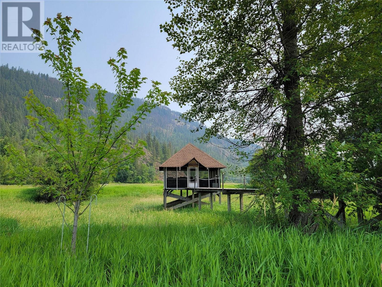 3022 Mabel Lake Road, Lumby