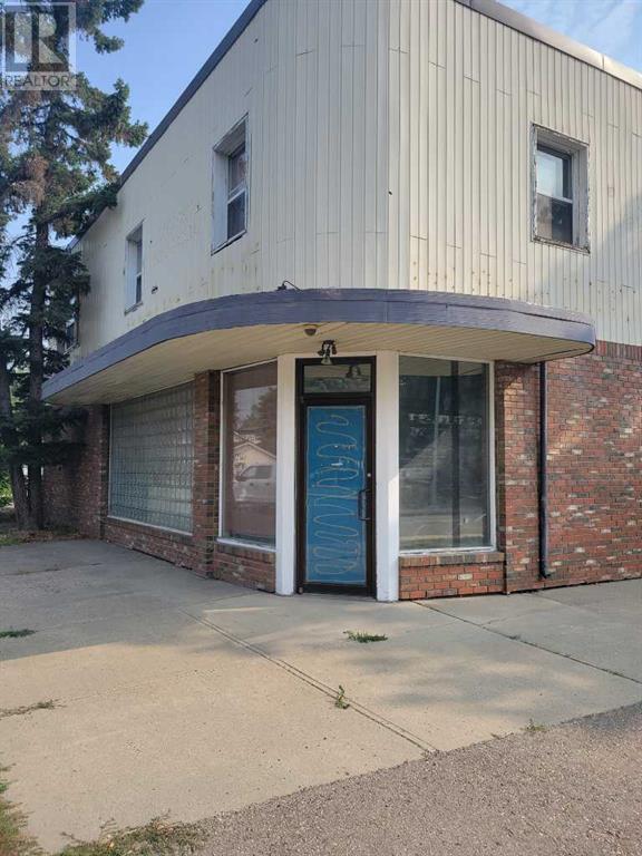 2202 Edmonton Trail NE, Calgary, Alberta