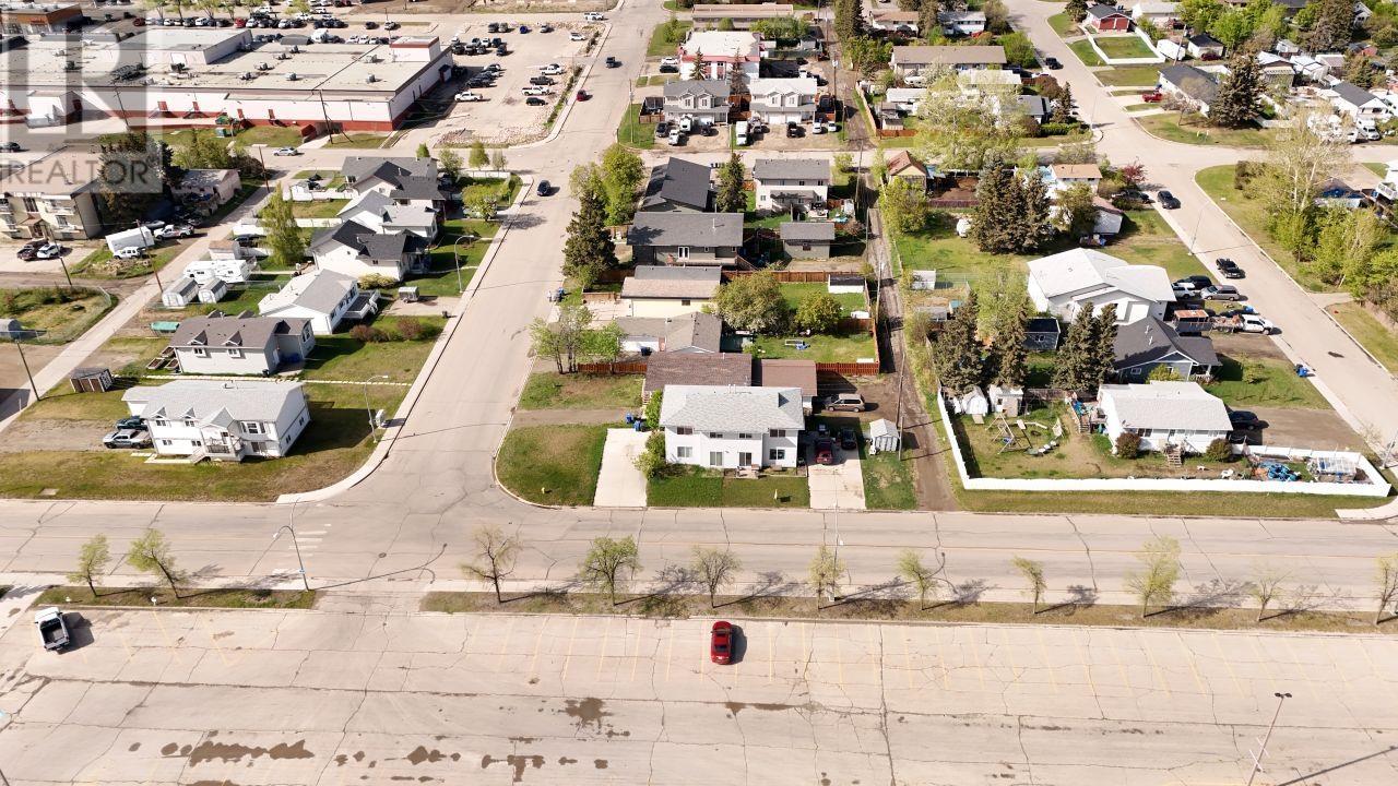 Photo 17 of 9706 9708 96 Avenue, Fort St John BC
