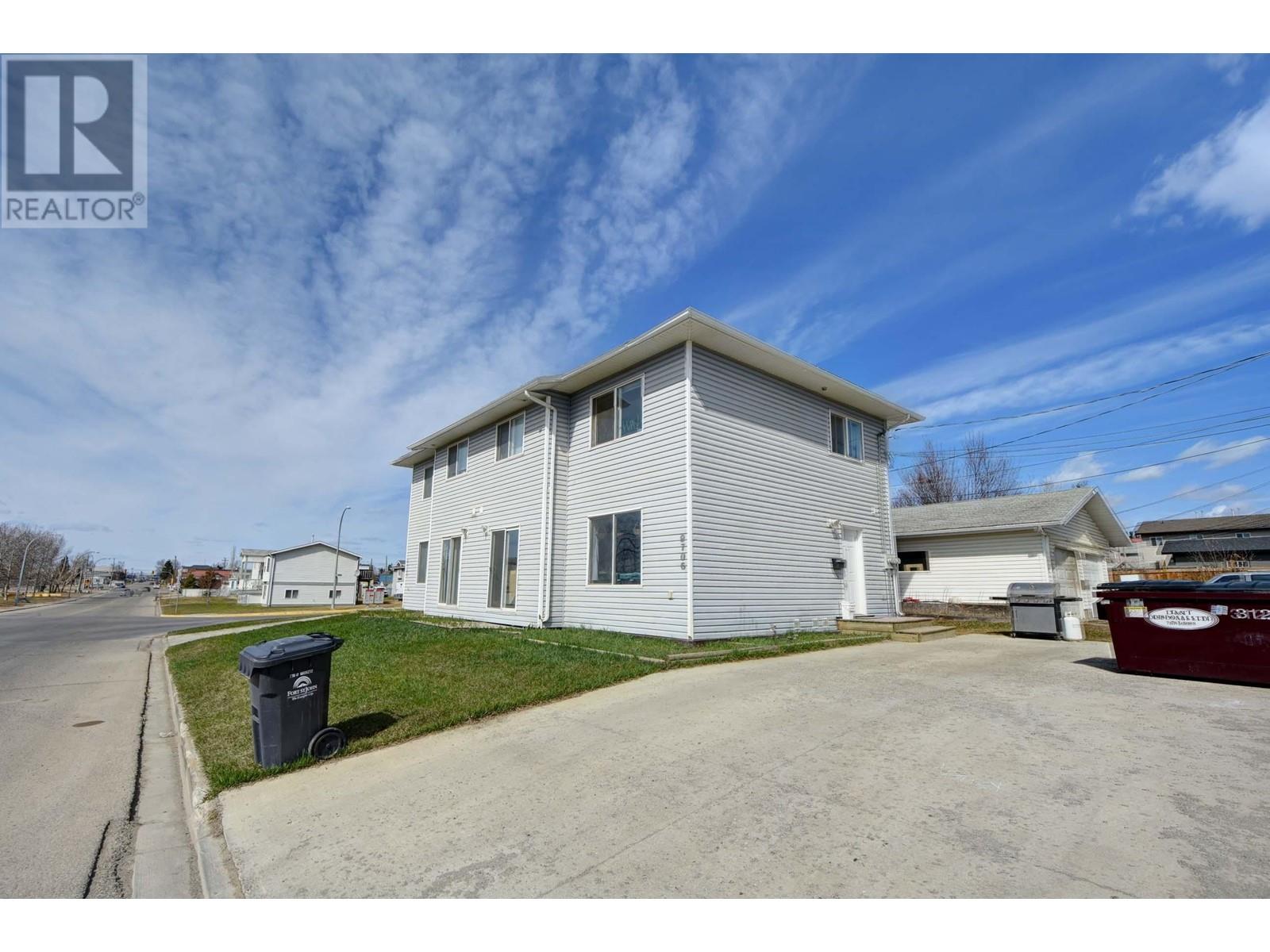 Photo 10 of 9706 9708 96 Avenue, Fort St John BC