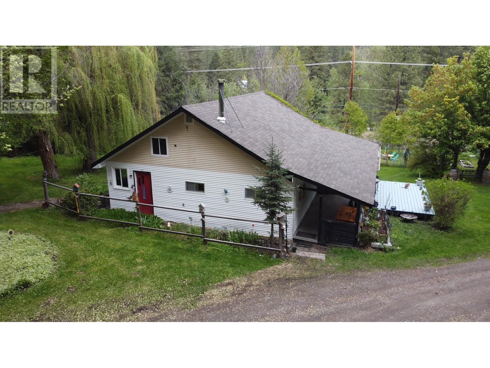 3900 Highway 3, Rock Creek
