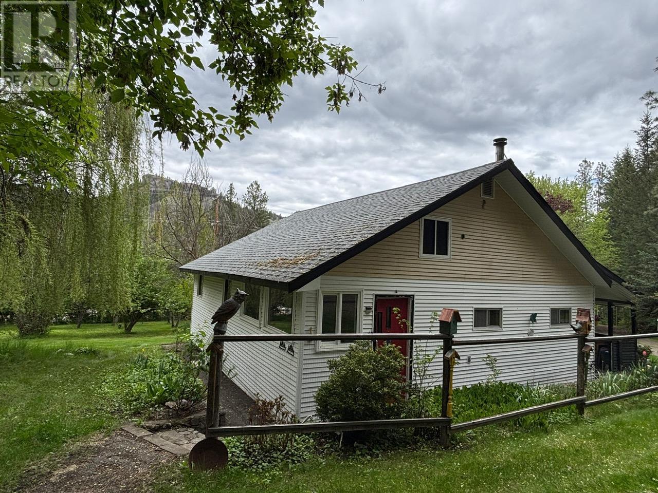 3900 Highway 3, Rock Creek