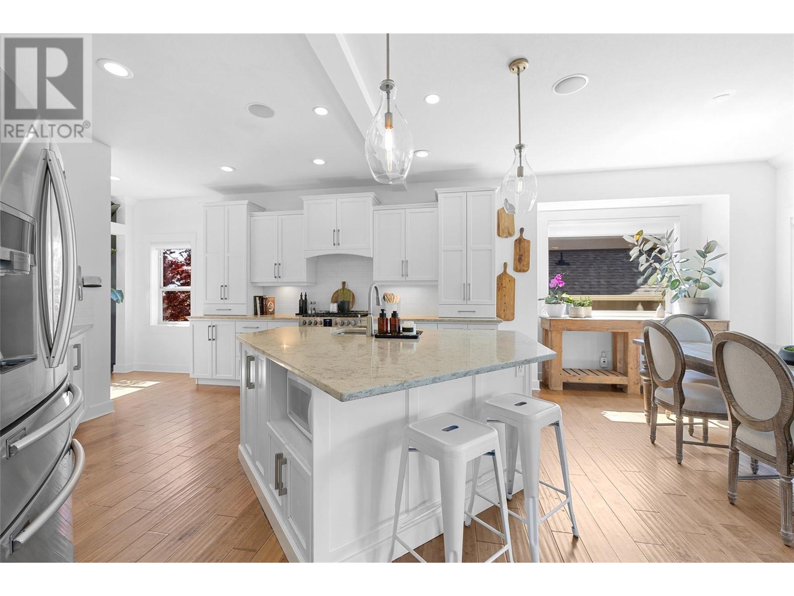 1185 Peak Point Drive, West Kelowna