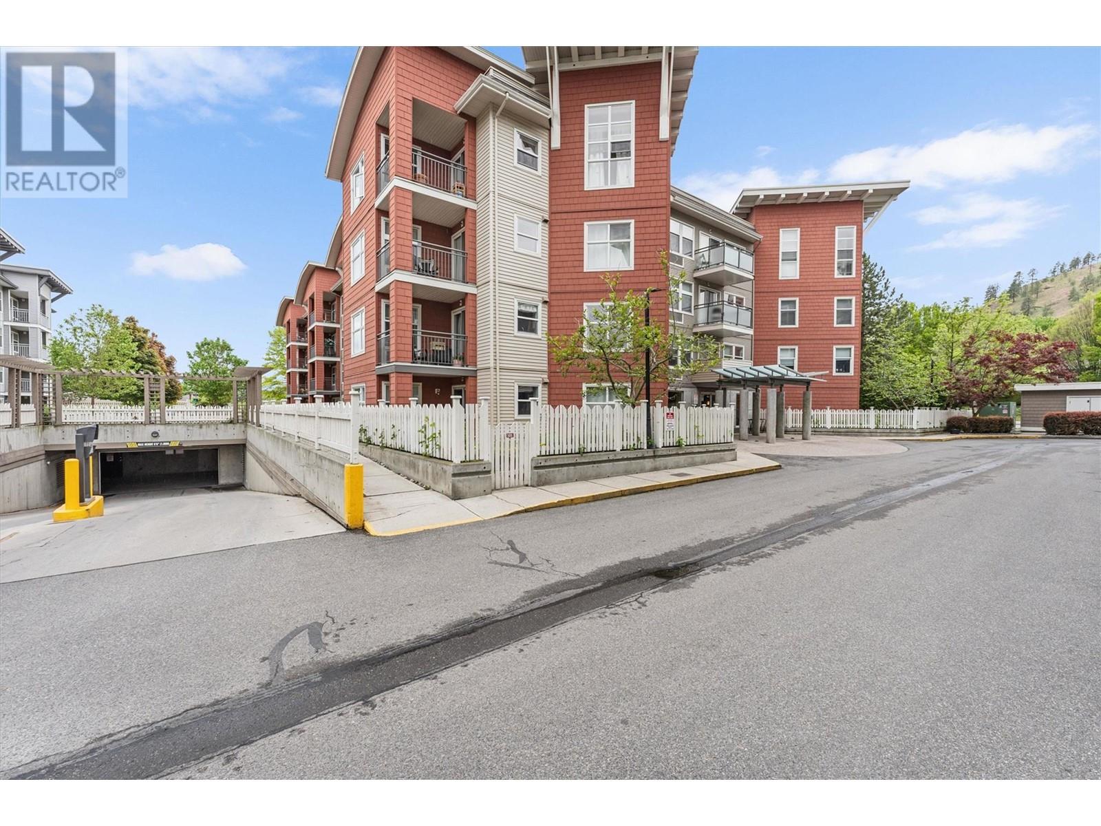 403 555 Yates Road, Kelowna