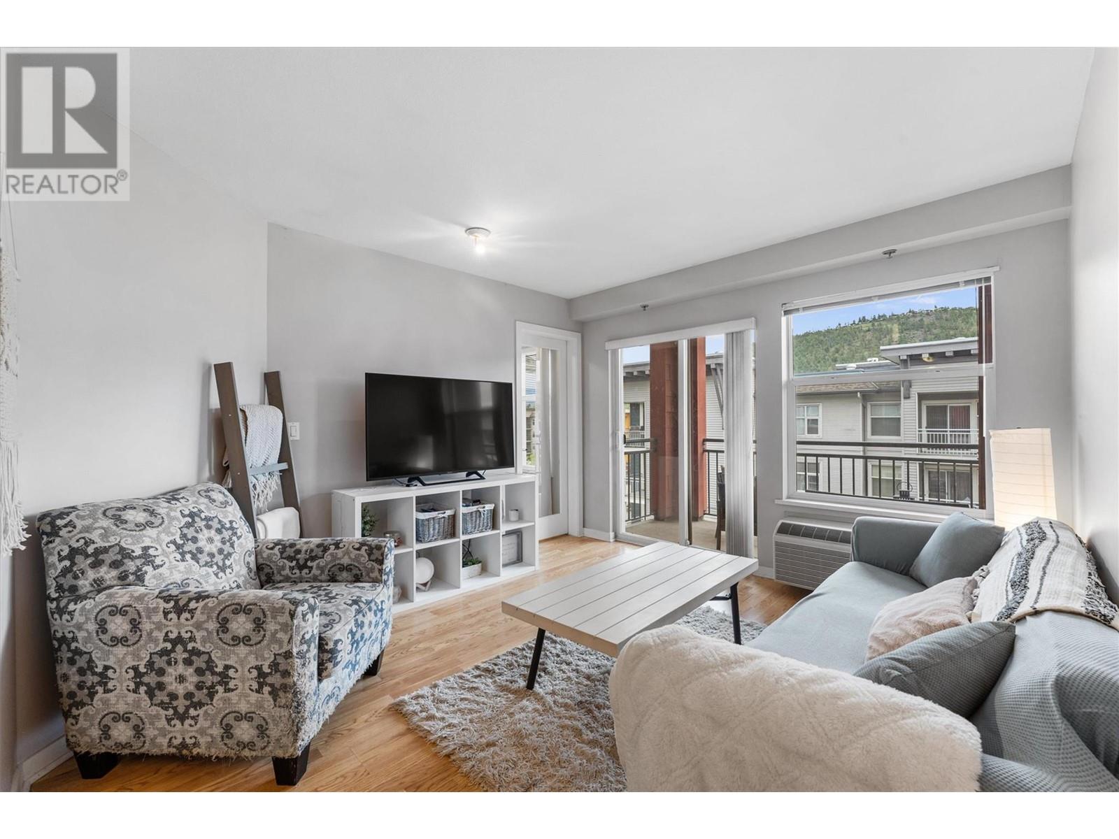 403 555 Yates Road, Kelowna