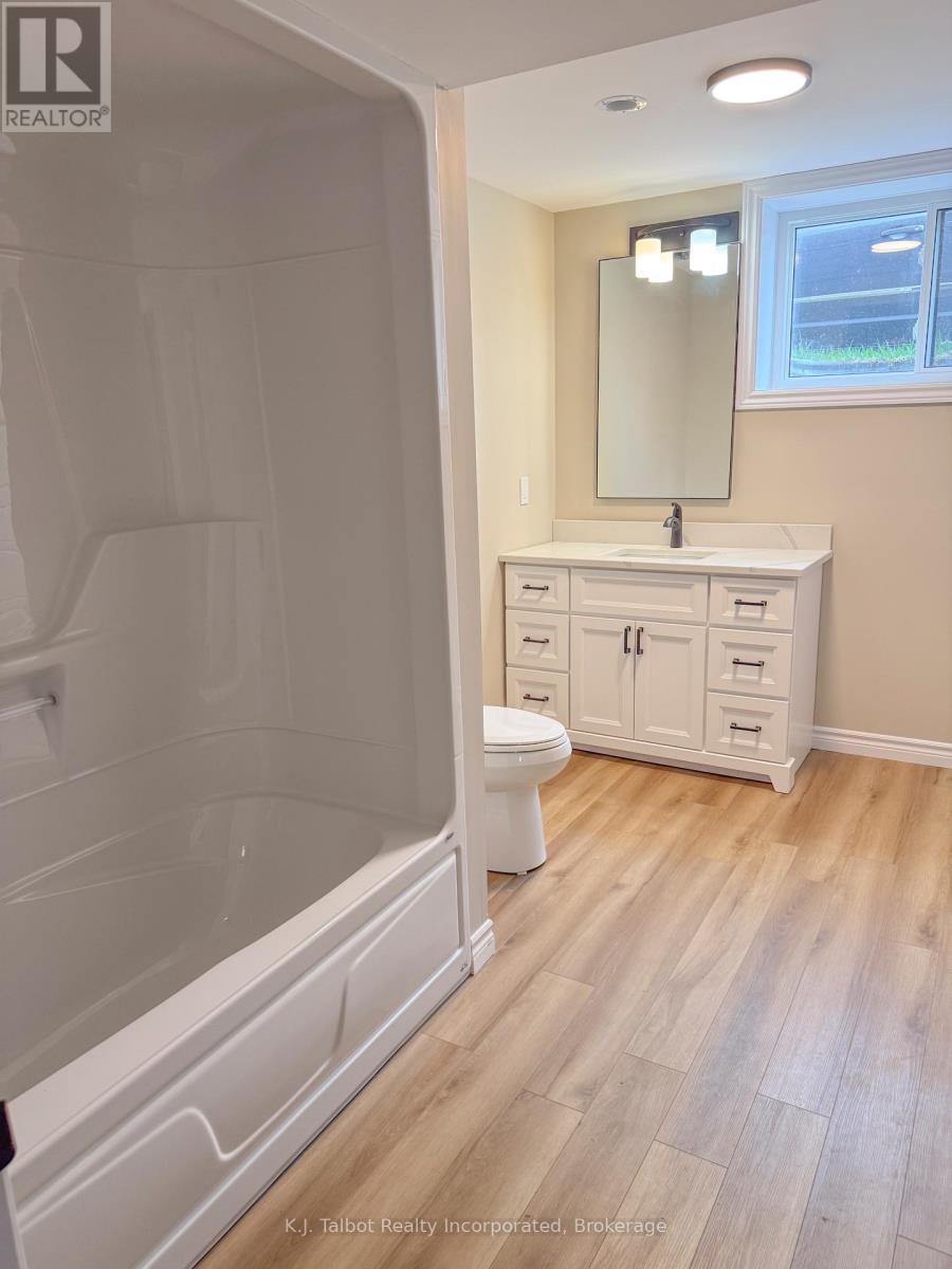 Photo 16 of 52 Queen Street, Huron East ON