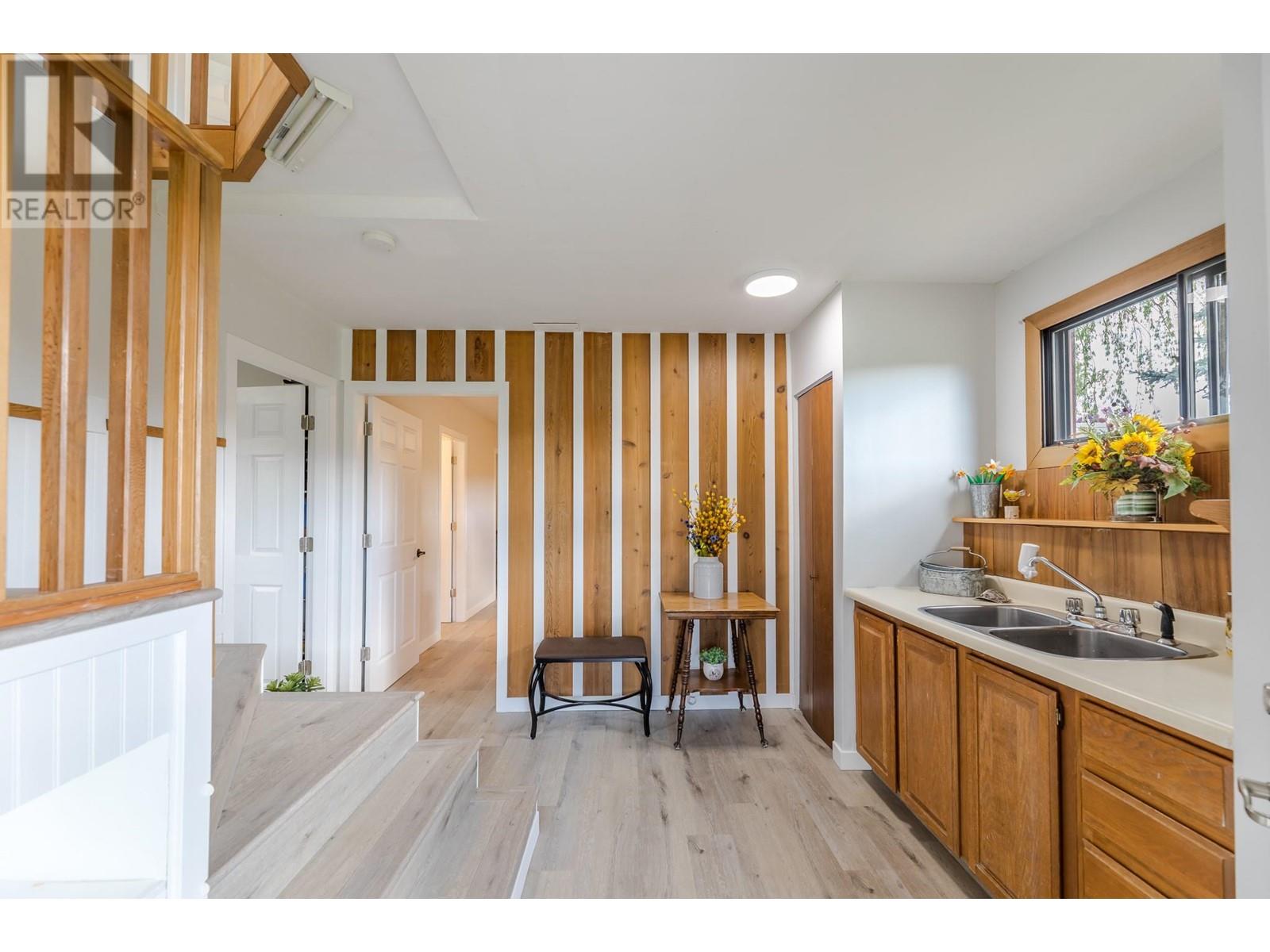  7515 Hillborn Street, Summerland
