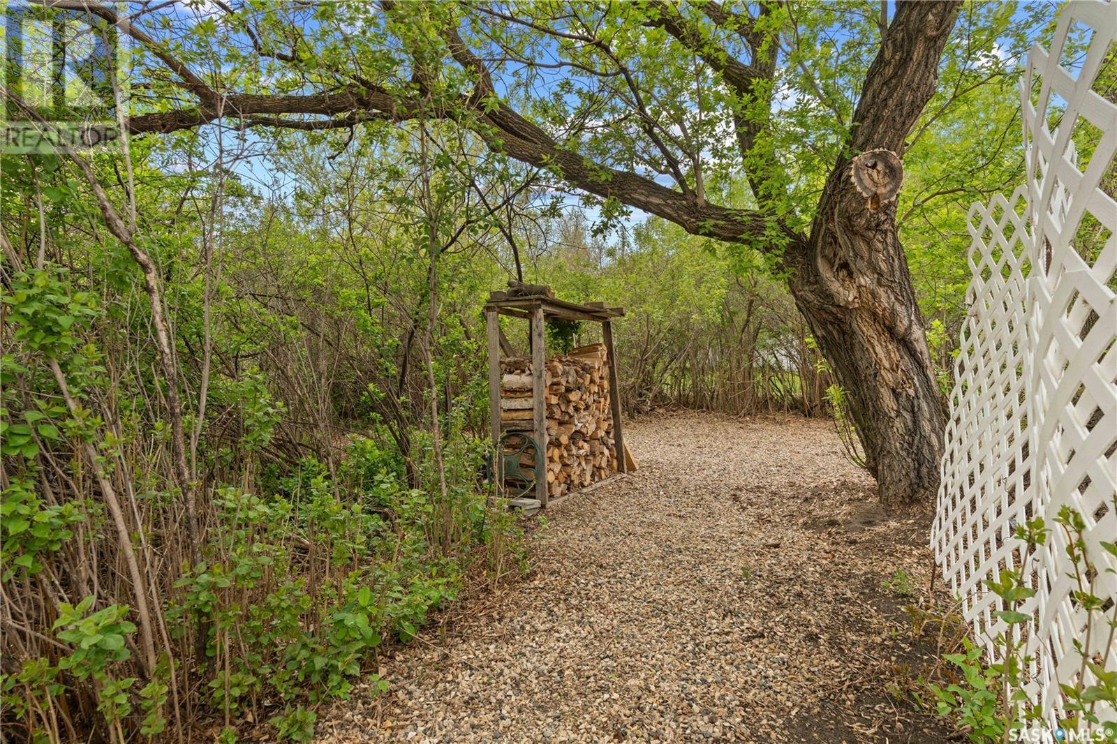 Photo 15 of 201 Lilac Drive, Katepwa Beach SK