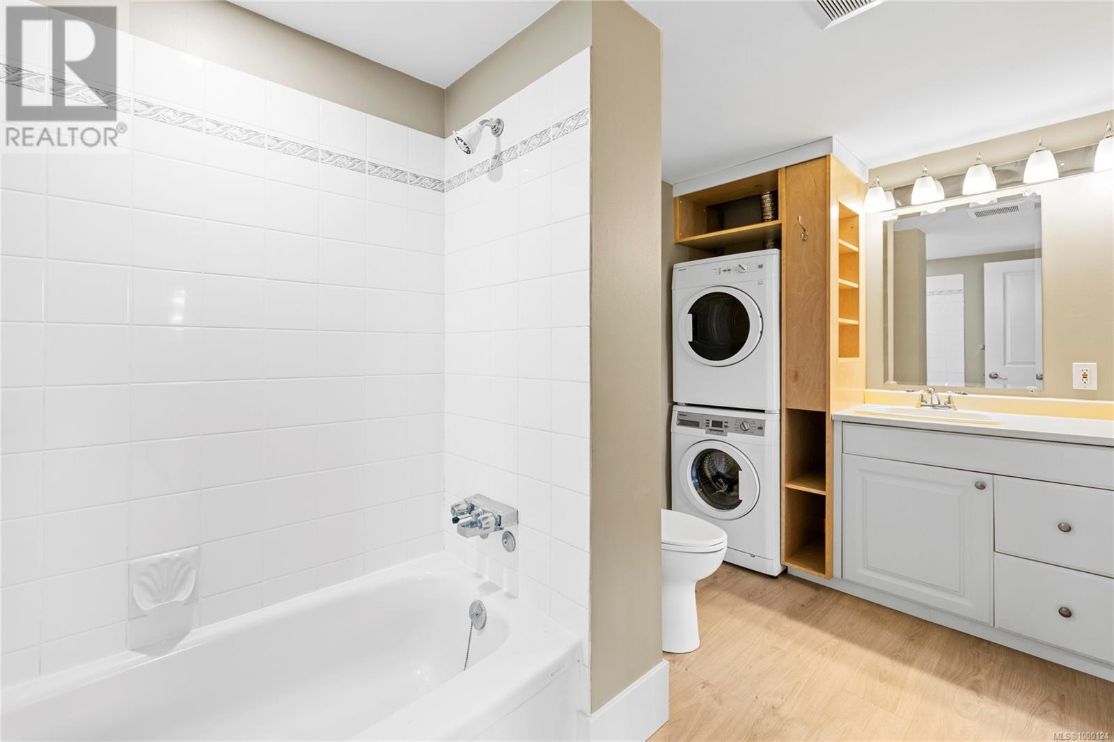 301 345 Morison Ave, Parksville real estate listing 1000124