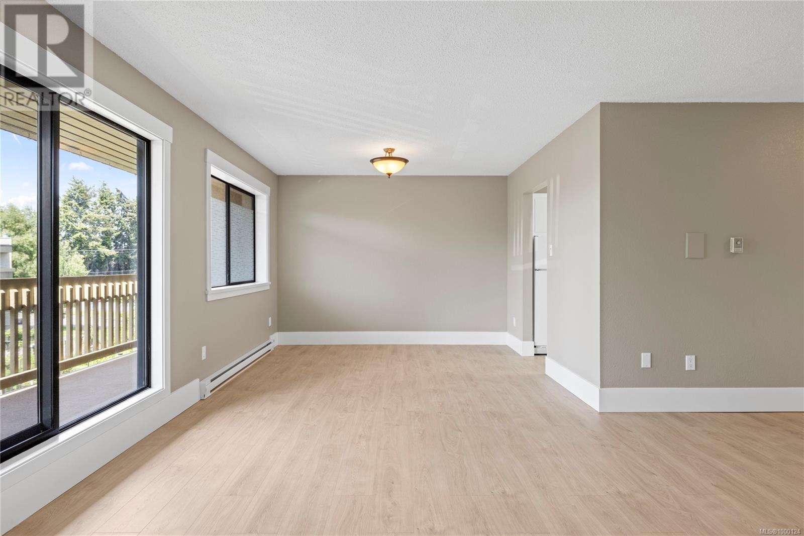 301 345 Morison Ave, Parksville real estate listing 1000124