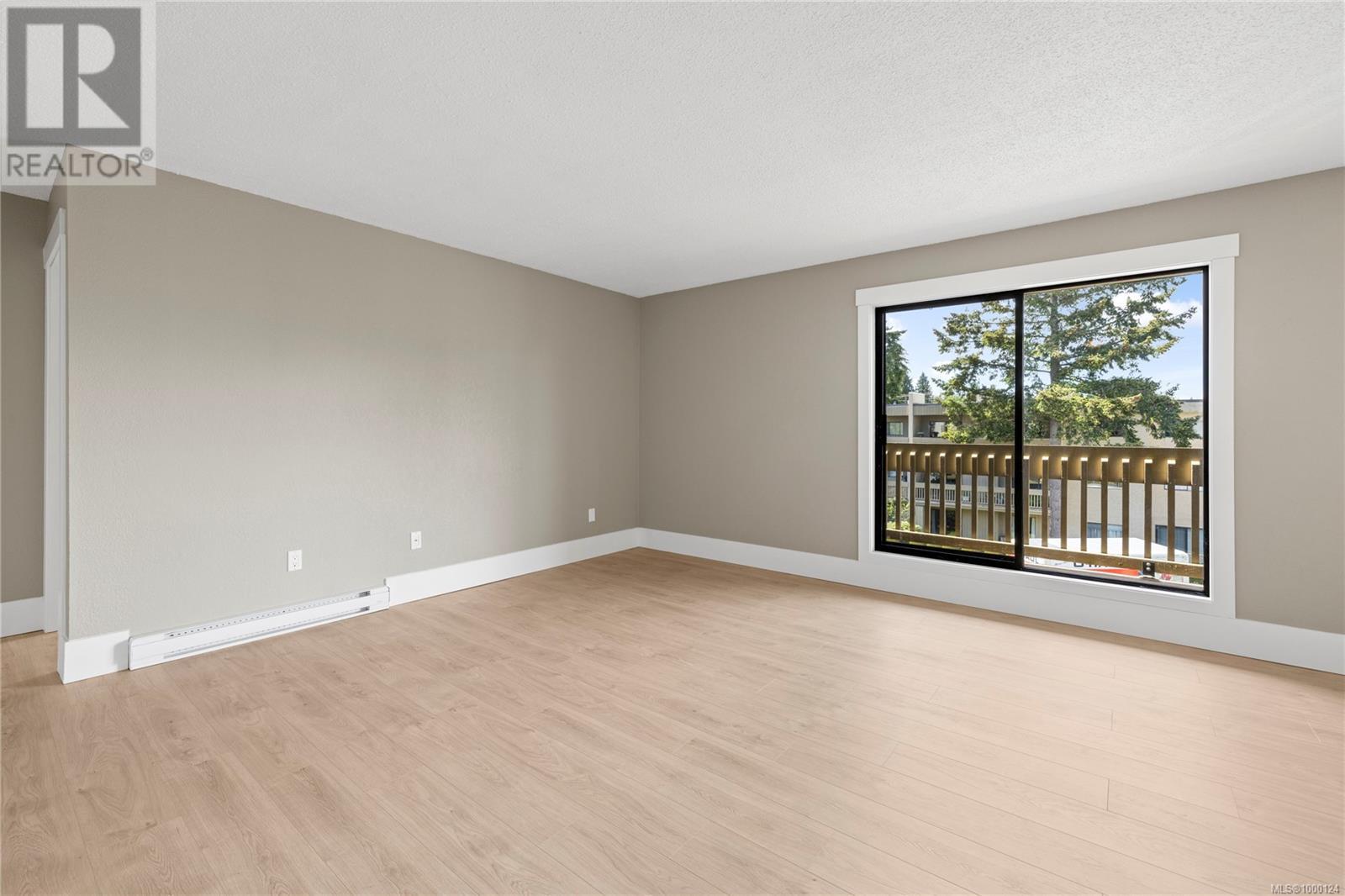 301 345 Morison Ave, Parksville real estate listing 1000124