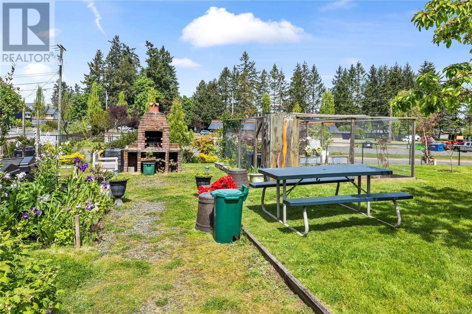 301 345 Morison Ave, Parksville real estate listing 1000124